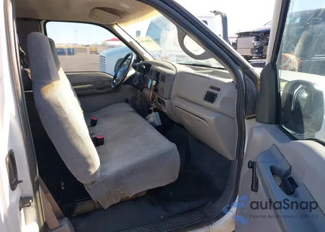 1999 Ford F-250 Lariat/Xl/Xlt z USA, uszkodzony, nr VIN 1FTNX20L8XEE98582